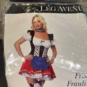 Halloween costume never worn